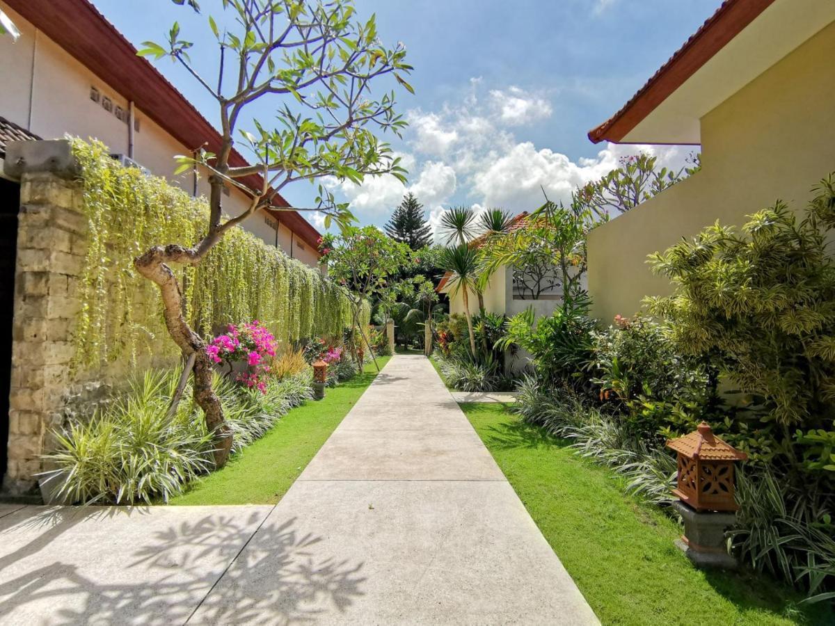 Kuta Puri Bungalows, Villas And Resort Zewnętrze zdjęcie