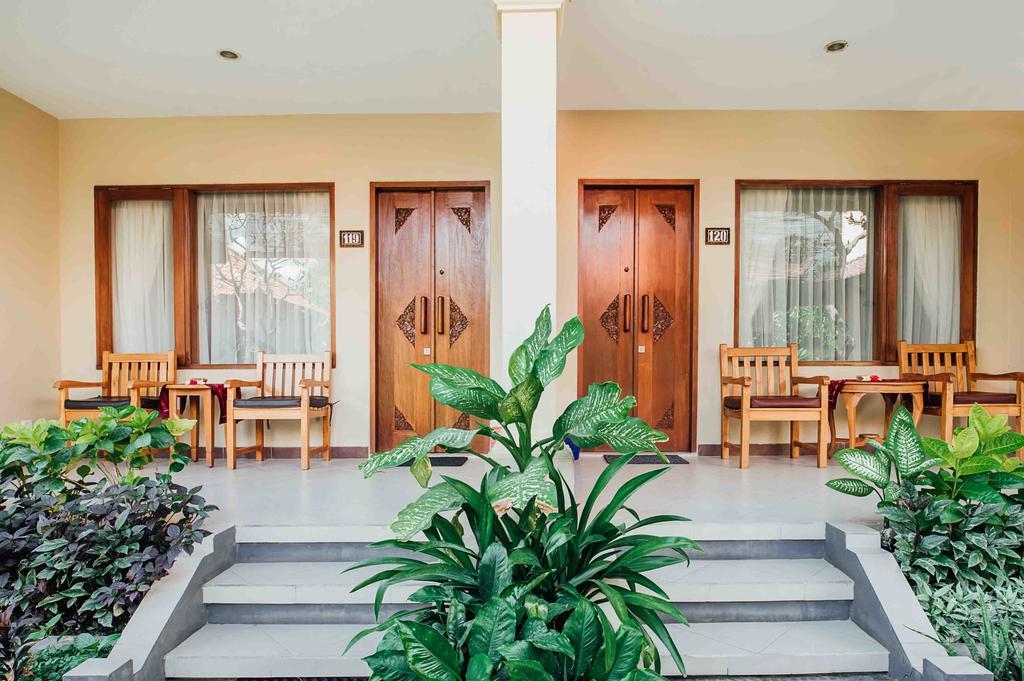 Kuta Puri Bungalows, Villas And Resort Zewnętrze zdjęcie