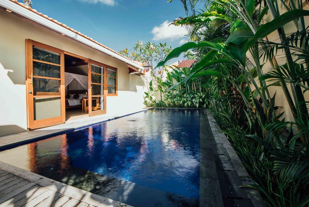 Kuta Puri Bungalows, Villas And Resort Zewnętrze zdjęcie